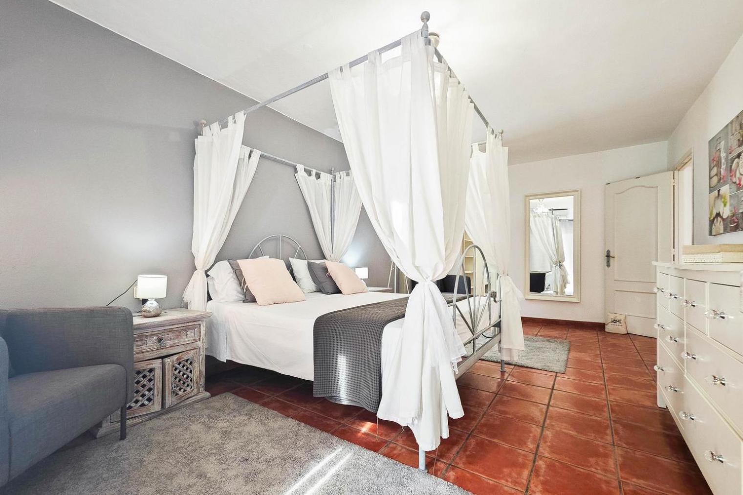 Villa Mercedes Cala Llonga  Εξωτερικό φωτογραφία